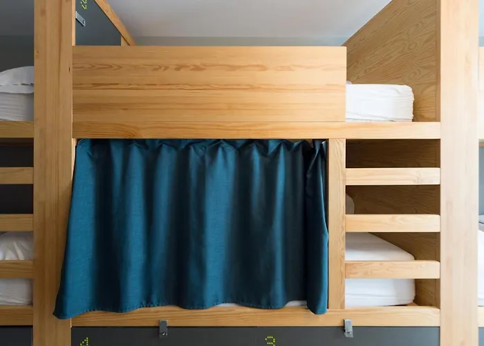 Top Youth Hostels in Barcelona for Immersive Travel