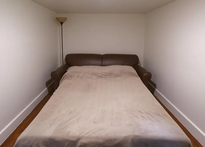 Best Hotels in Newport