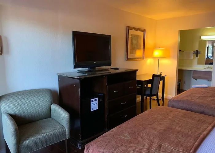 Top Hotels Around Lancaster PA